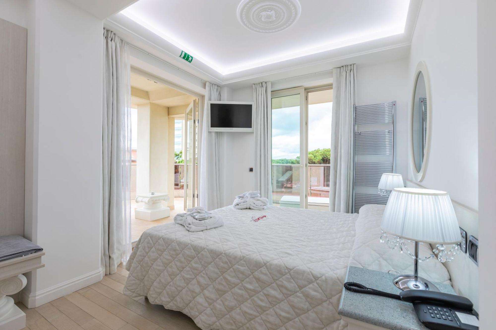 Boutique Hotel Paradiso Bovelacci Milano Marittima Zewnętrze zdjęcie