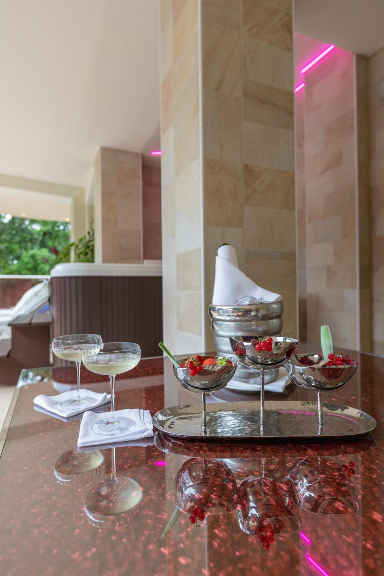 Boutique Hotel Paradiso Bovelacci Milano Marittima Zewnętrze zdjęcie