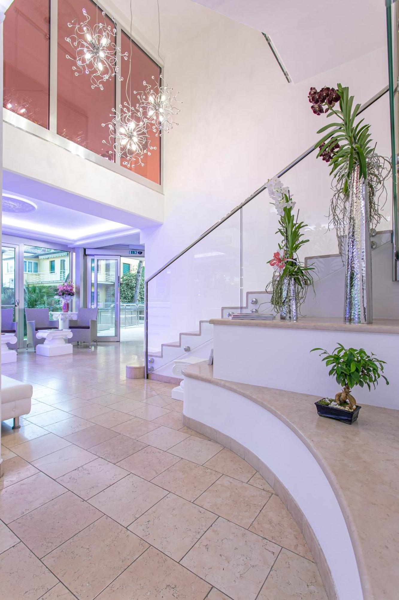 Boutique Hotel Paradiso Bovelacci Milano Marittima Zewnętrze zdjęcie